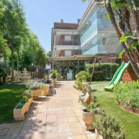 Velor Apartamentos Turisticos *